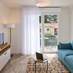 Quality Ξενοδοχείο με διαμερίσματα Σολέ