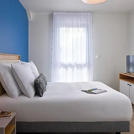 Aparthotel Quality 3*